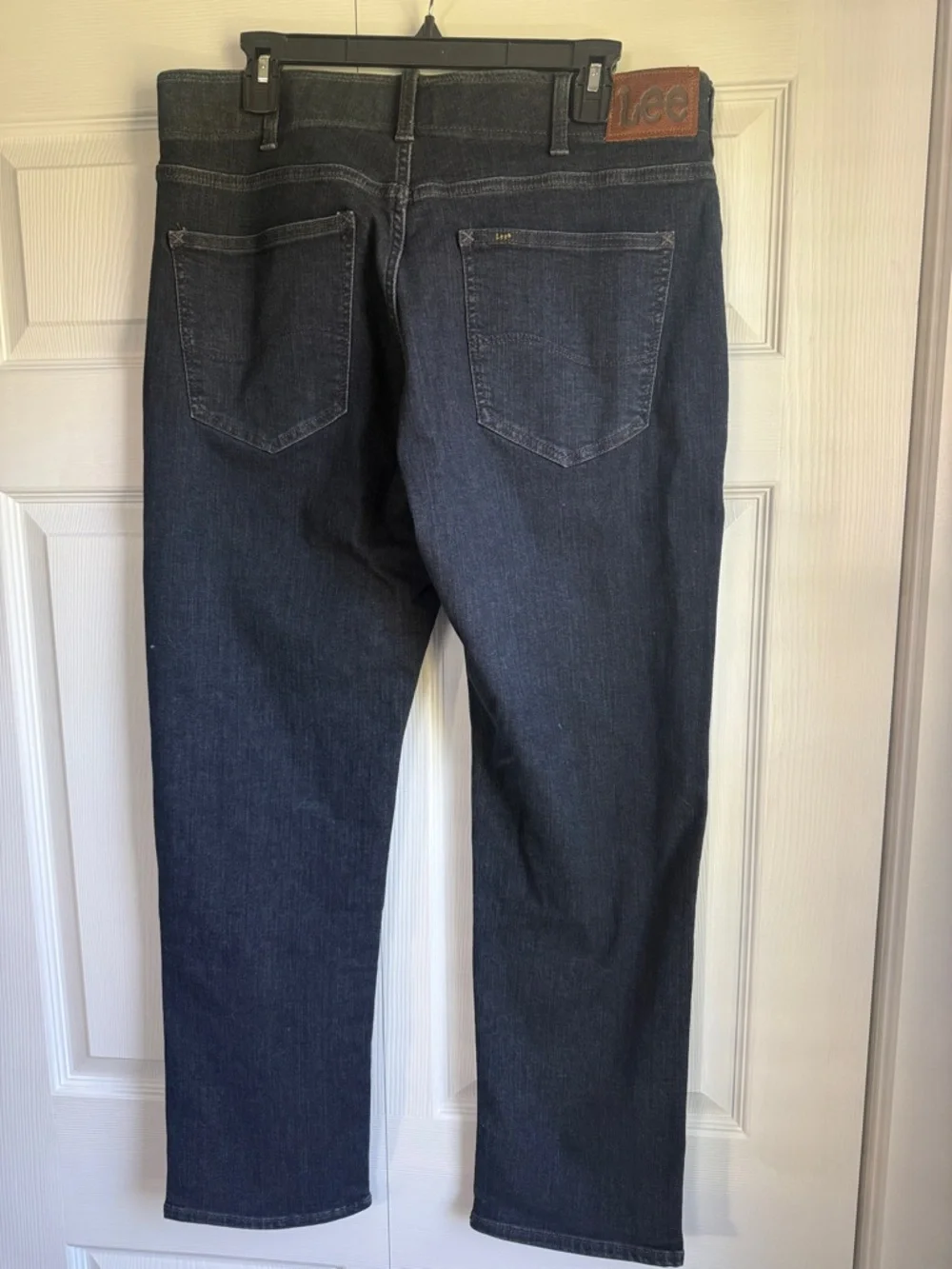 Lee Extreme Motion Denim Jeans 34x30 Athletic Fit Tapered Stretch Dark Wash NWT - Picture 3 of 4